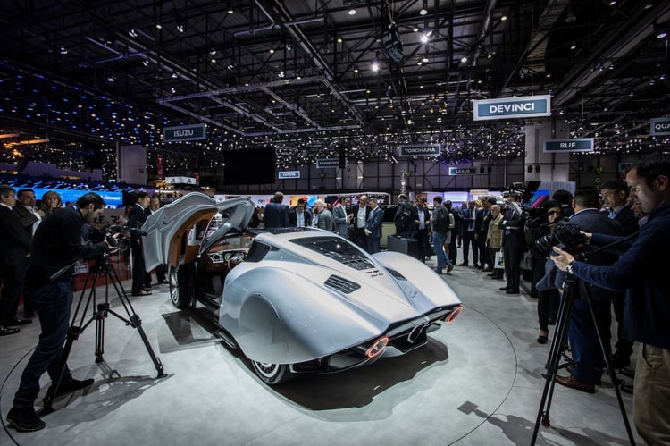 La vue 3/4 arrière de l'Hispano-Suiza Carmen au Salon de Genève 2019