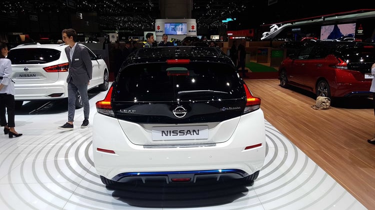Vue arrière de la Nissan Leaf e+ au Salon de Genève 2019