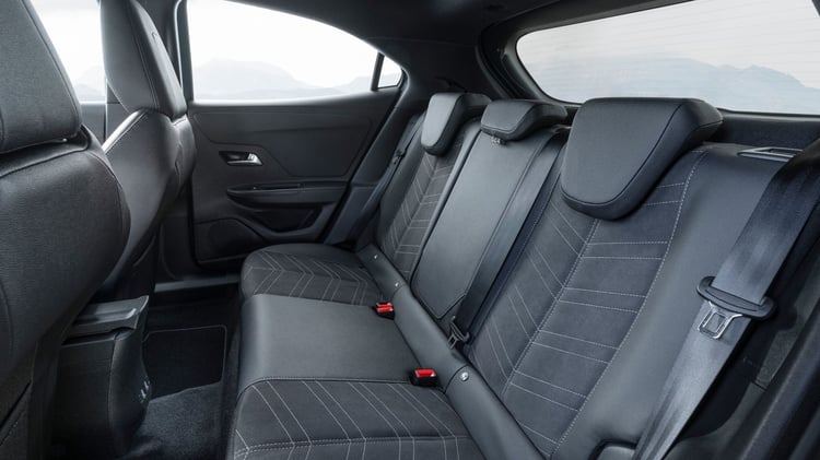 Banquette arrière de l’Opel Mokka Electric