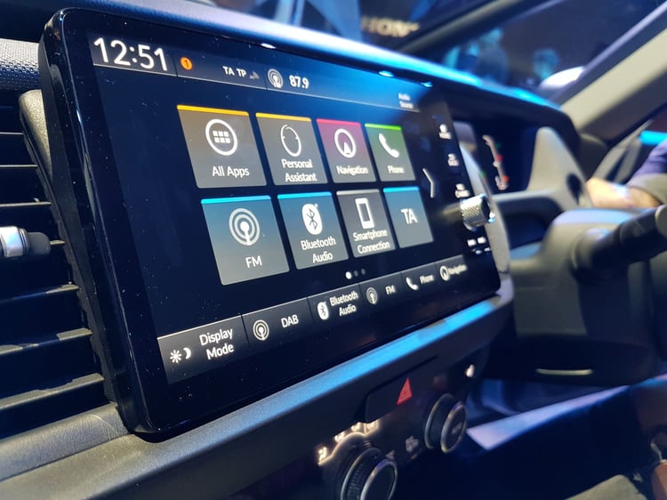 Un nouveau système info-divertissement, via un écran tactile assez réactif