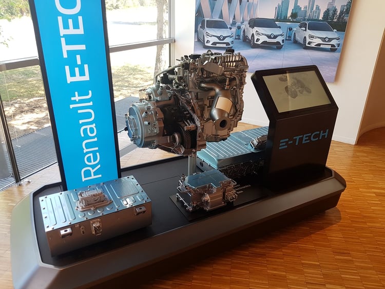 Une maquette à taille réelle du moteur Renault E-Tech.