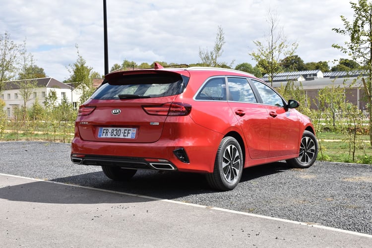 Arrière Kia Ceed SW hybride rechargeable