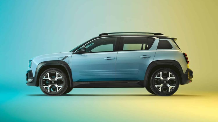 Renault 4 E-Tech électrique vue de profil empattement et roues 18 pouces