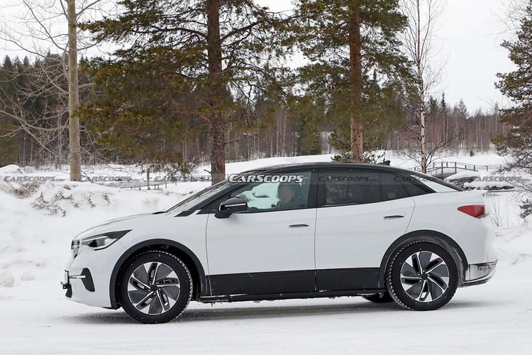 Le VW ID.5 hérite d'une silhouette à part, comme l'Audi Q4 e-tron Sportback