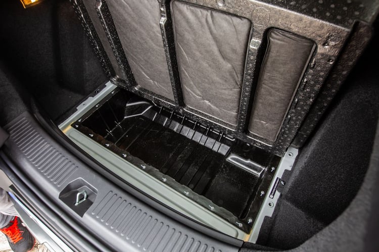 Double fond coffre Aiways