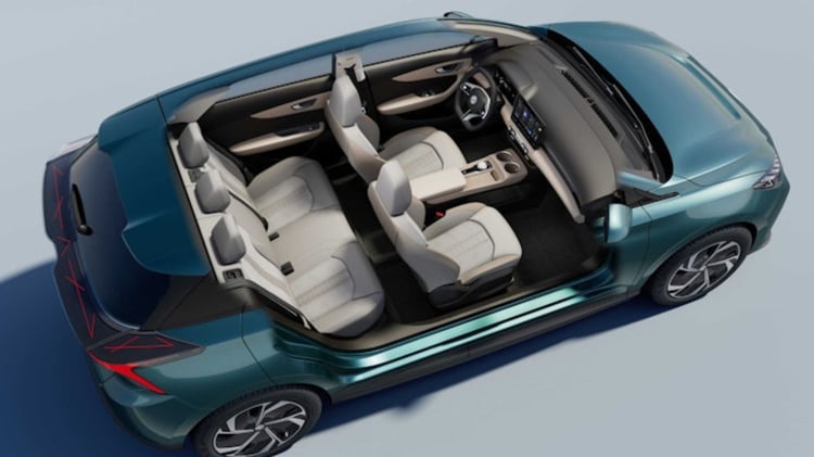 Vue en coupe de l’habitacle de la MG4 électrique V3 montrant l’espace intérieur et la configuration 5 places