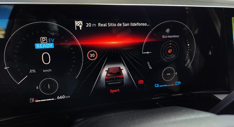 Affichage mode sport avec indicateur "éco"