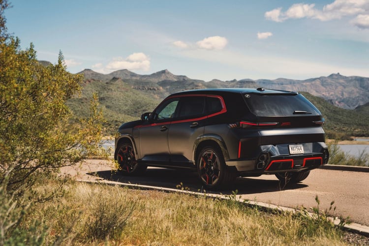 L'empattement du XM Red Label s'étend sur 3105 mm