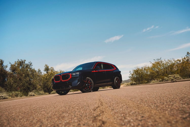 Le XM Red Label mesure 5,11m de long sur 1,755m de haut