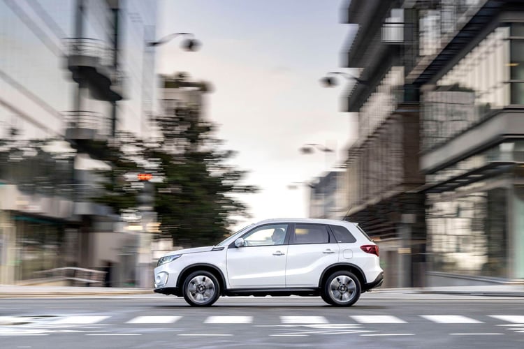 L'empattement du Vitara hybride s'étend sur 2500 mm