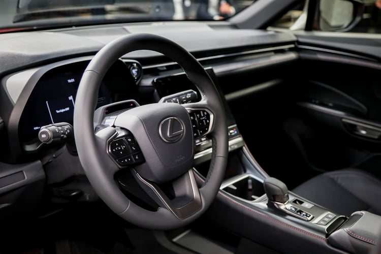Cockpit Tazuna du Lexus LBX