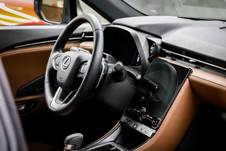 Cockpit Tazuna du Lexus LBX