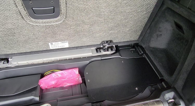 Sous le plancher, une unité de calcul dédiée