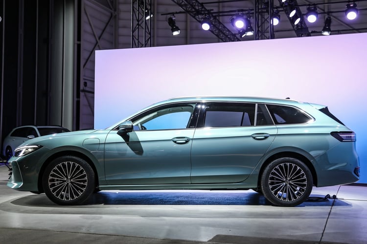 Volkswagen Passat eHybrid profil