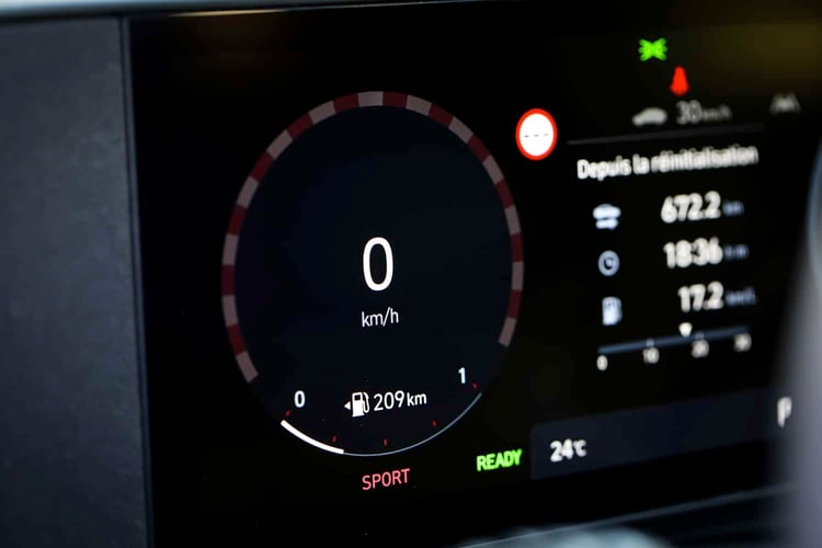 Mode Sport du SUV hybride