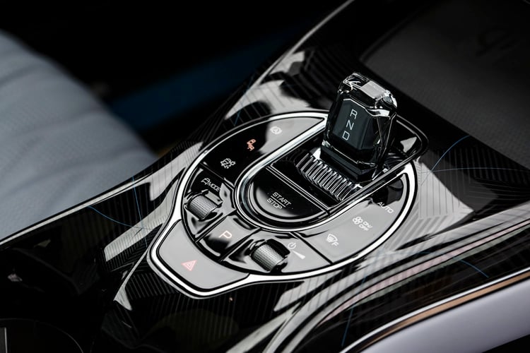 Commande de boîte de la berline chinoise