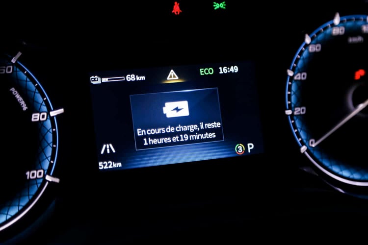 Recharge du fourgon électrique