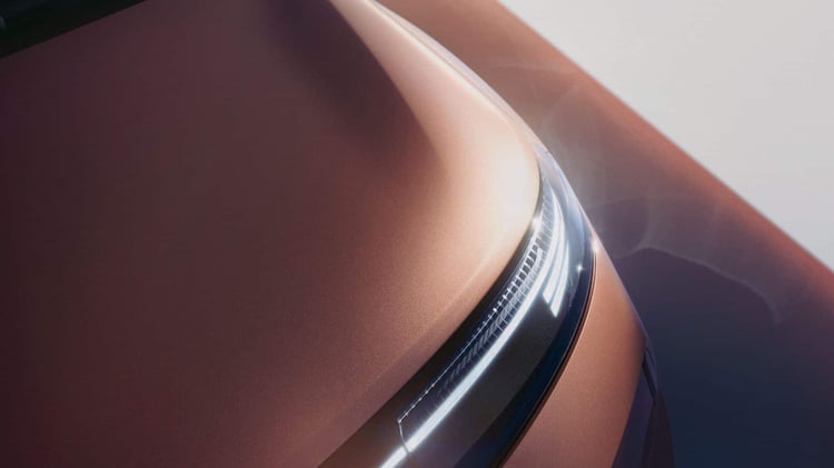 Détail de la signature lumineuse avant du nouvel Opel Grandland Electric avec technologie Edge Light.