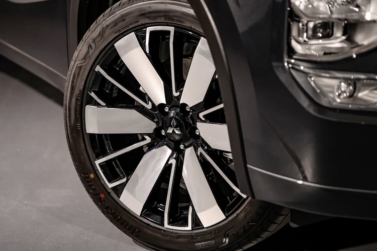 Design du Mitsubishi Outlander PHEV