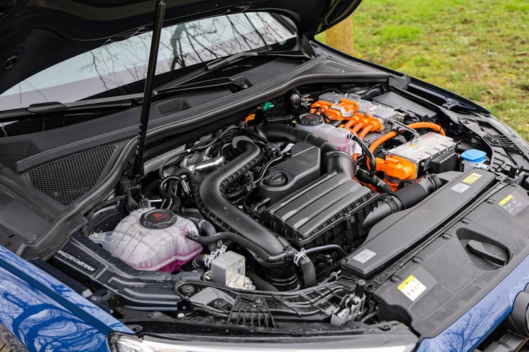 Performances de la compacte PHEV