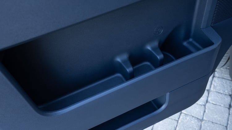 Rangement intégré dans la porte du Kia PV5 Cargo électrique