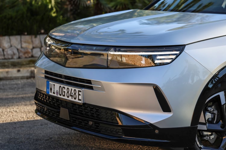 Design du SUV hybride rechargeable