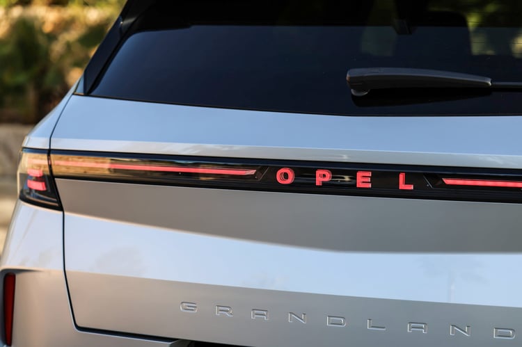 Design du SUV hybride rechargeable