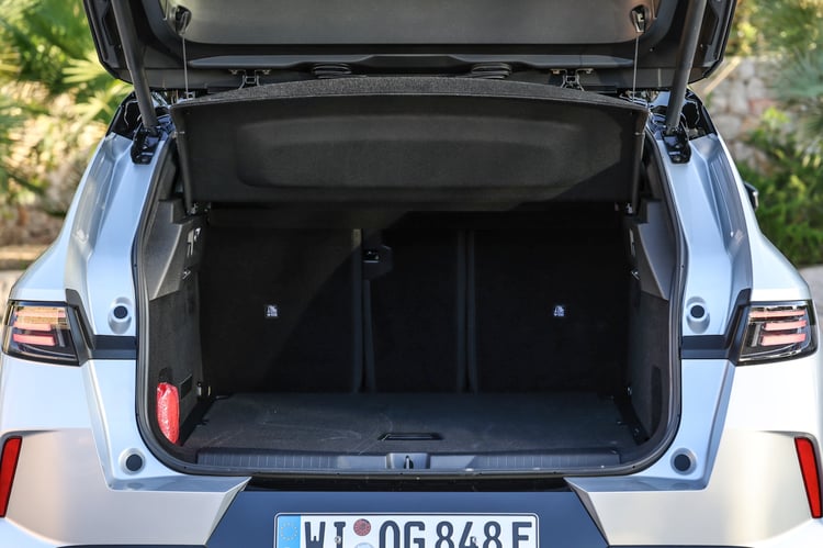 Un coffre généreux de 550 l