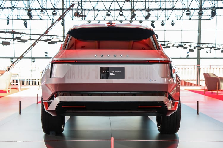 Toyota Land Cruiser Se