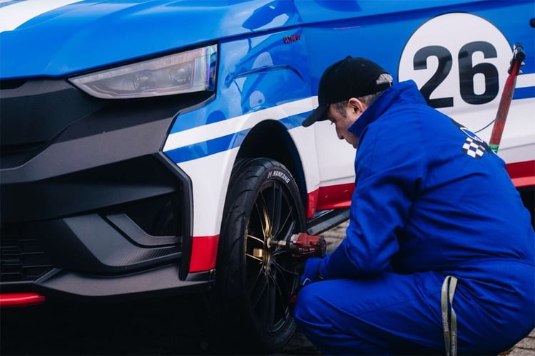 Montage des pneus semi slick