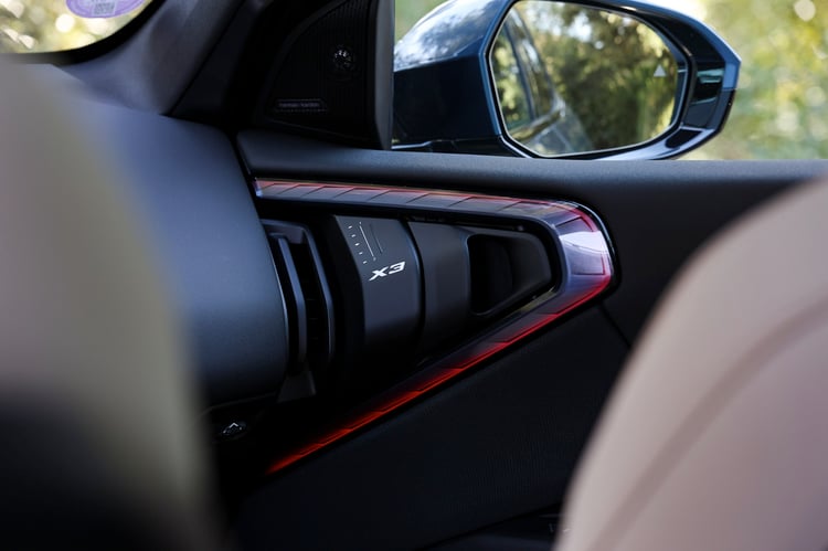 À bord du BMW X3 30e xDrive