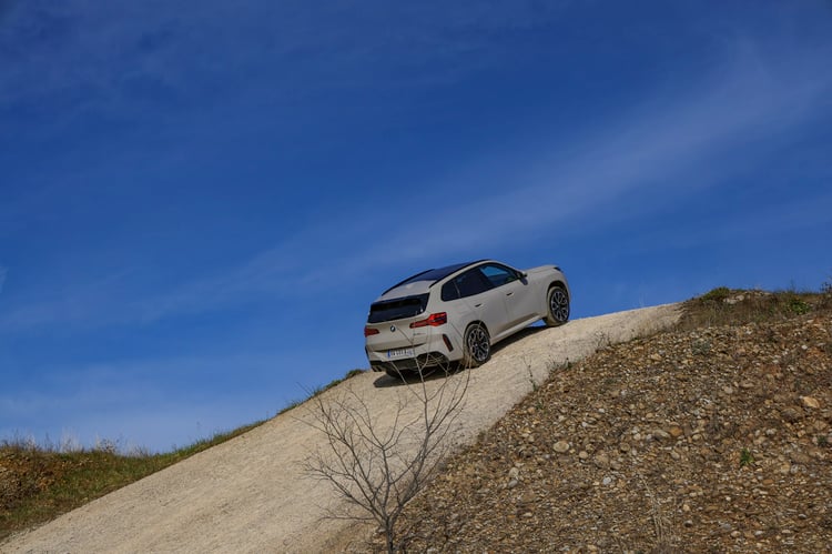 Autonomie du SUV hybride rechargeable