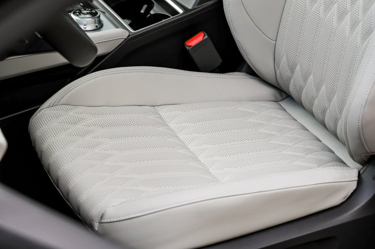 Intérieur du SUV hybride rechargeable