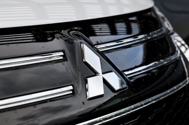 Détails du SUV hybride rechargeable