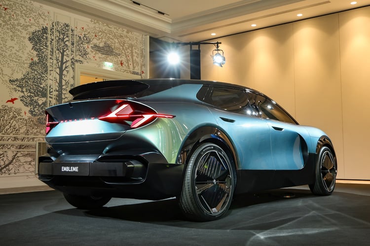 Design de la Renault Emblème