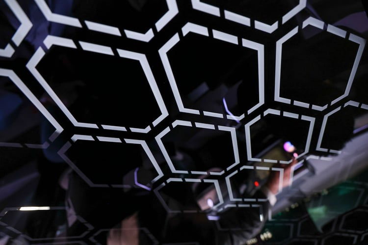 À bord de la Renault Emblème