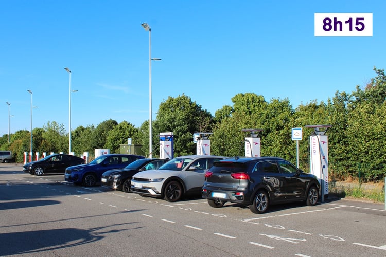 Stations Tesla et Ionity à l'aire de la Vendée (A83)