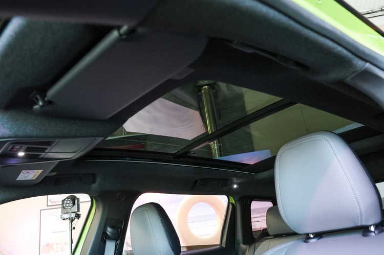 À bord du Jeep Compass électrique