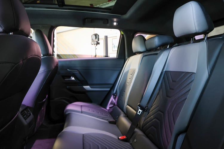 À bord du Jeep Compass électrique