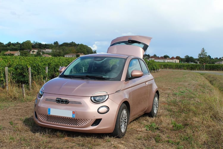 La Fiat 500e de Nicole Tapon