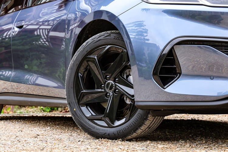 Design du break hybride rechargeable