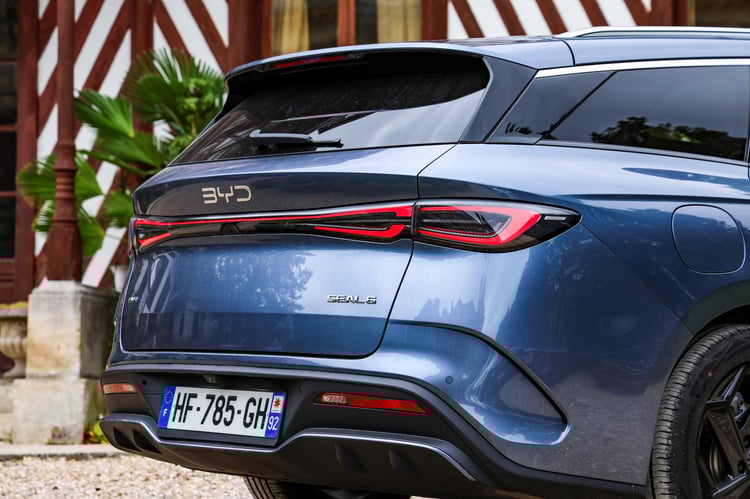 Design de la BYD Seal 6 DM-i Touring