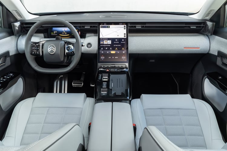 À bord du SUV électrique