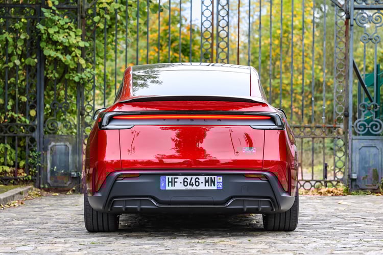 Tesla Model Y Performance 2025