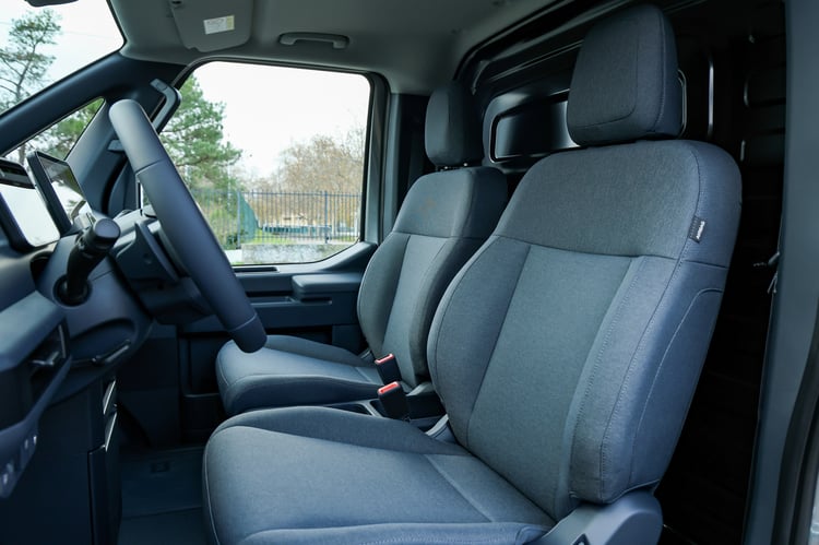 À bord du KIA PV5 Cargo