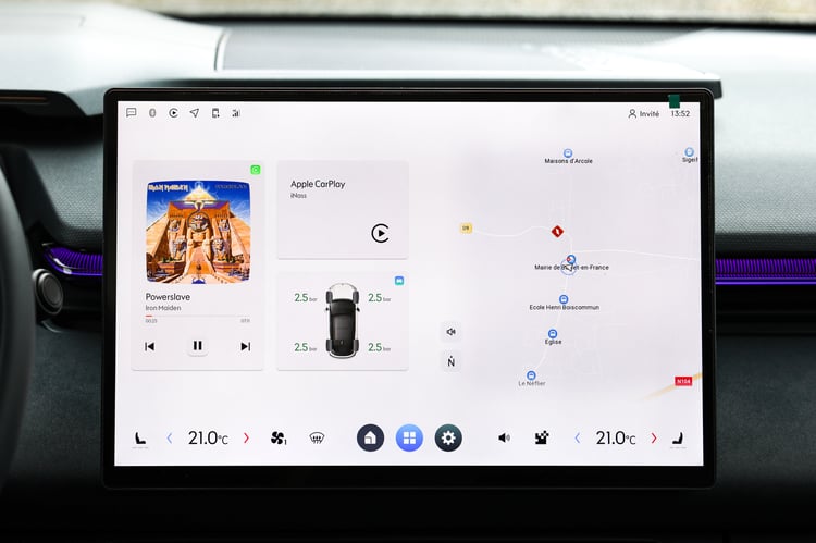 À bord du SUV hybride rechargeable