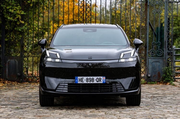 Design du Lynk & Co 08