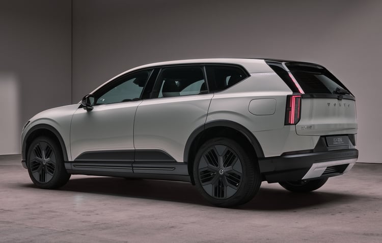 Volvo EX60 Cross Country