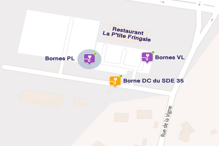 Les bornes de recharge DC près du restaurant La P’tite Fringale