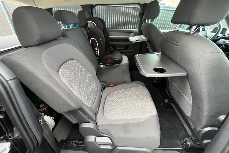 La place pour les enfants dans le Volkswagen ID. Buzz de Cédric